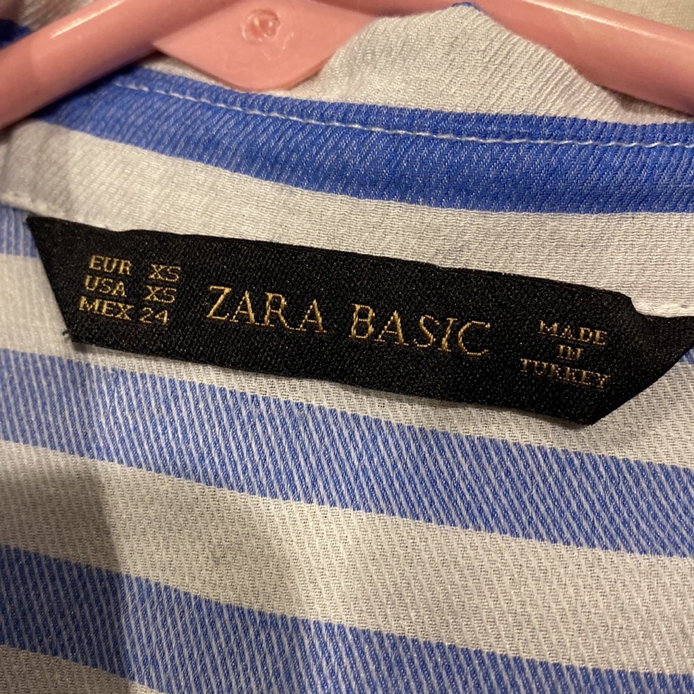 Zara Basic Xs Button Down Shirt - image 6